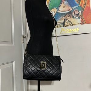 Younlove Black Quilted crossbody Bag.